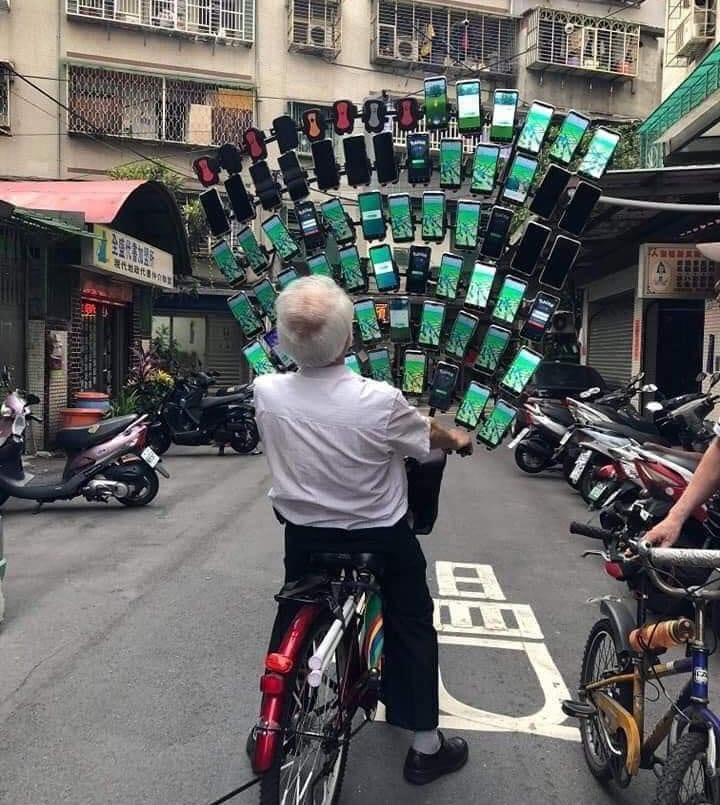 Pokémon Go Grandpa