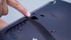 PS5 Staub entfernen Schlitze