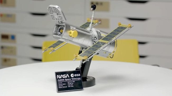 LEGO NASA Space Shuttle Discovery - Hubble Weltraumteleskop