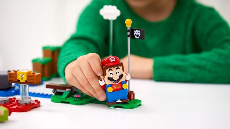 LEGO Super Mario