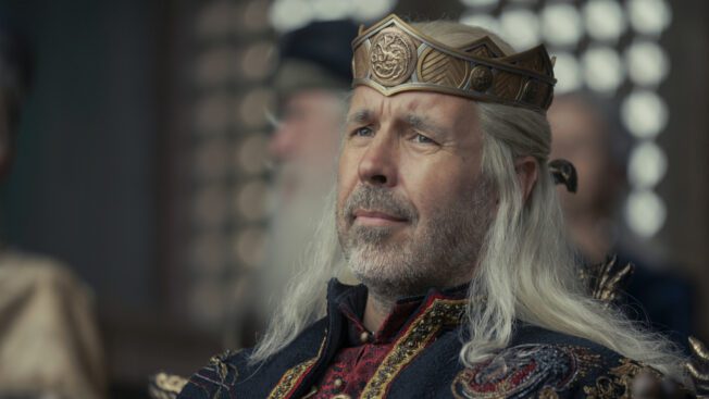 Paddy Considine spielt im Game of Thrones-Prequel House of the Dragon Viserys I. Targaryen.